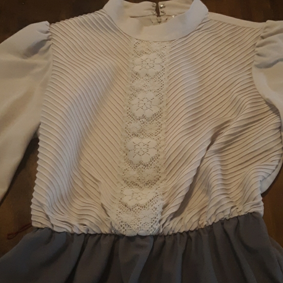 Jennifer gee long sleeve dress - Picture 2 of 4